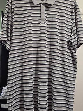 Oakley Men’s Gray, Black & White Striped Polo